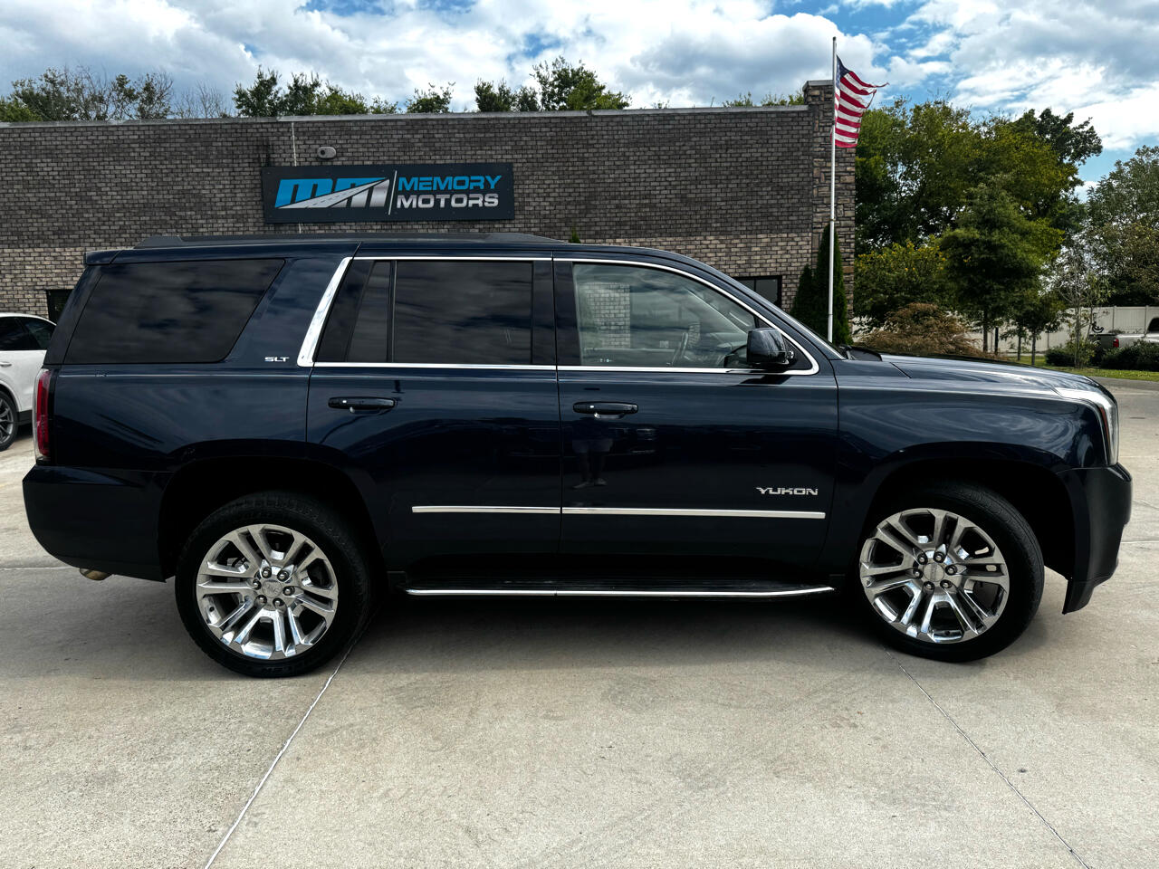 2018 Gmc Yukon SLT photo 4