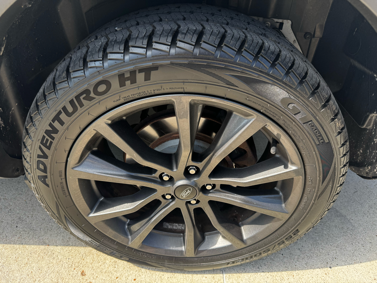 2018 Ford Explorer XLT photo 4
