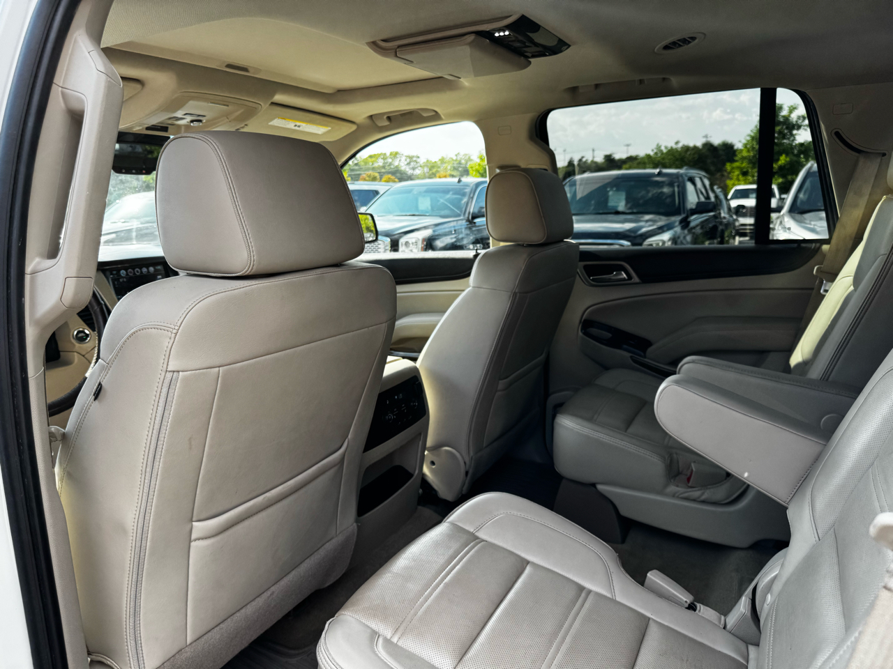 GMC Yukon 4WD 4dr Denali 2017 GMC Yukon 4WD 4dr Denali 2017