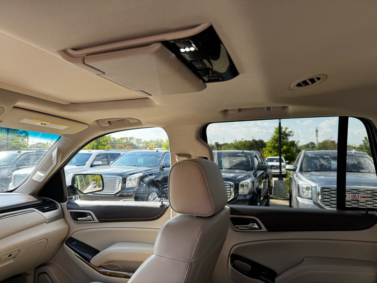 GMC Yukon 4WD 4dr Denali 2017 GMC Yukon 4WD 4dr Denali 2017