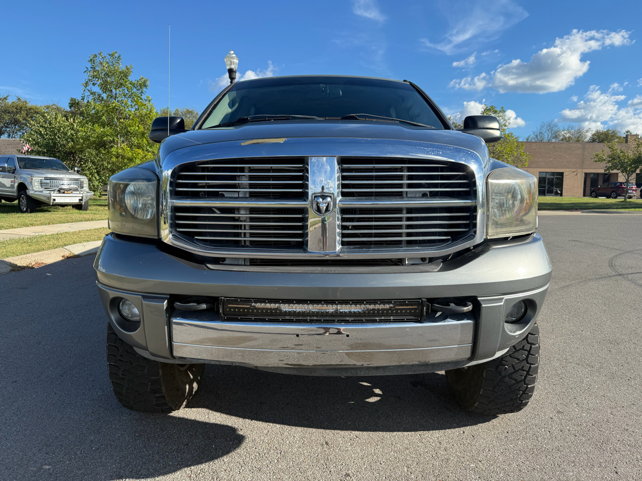 2007 Dodge Ram Laramie photo 2