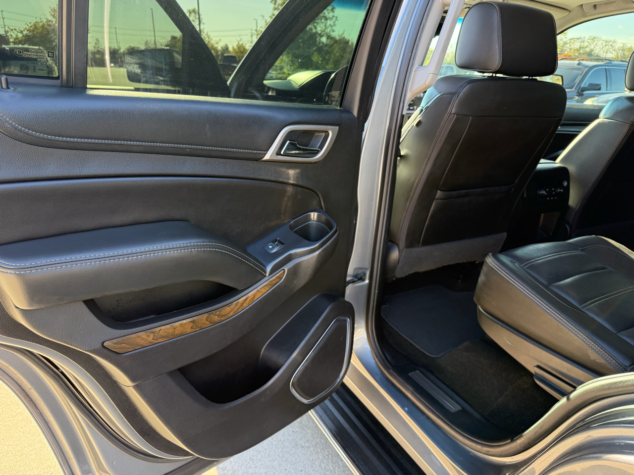 GMC Yukon 2WD 4dr Denali 2018 GMC Yukon 2WD 4dr Denali 2018