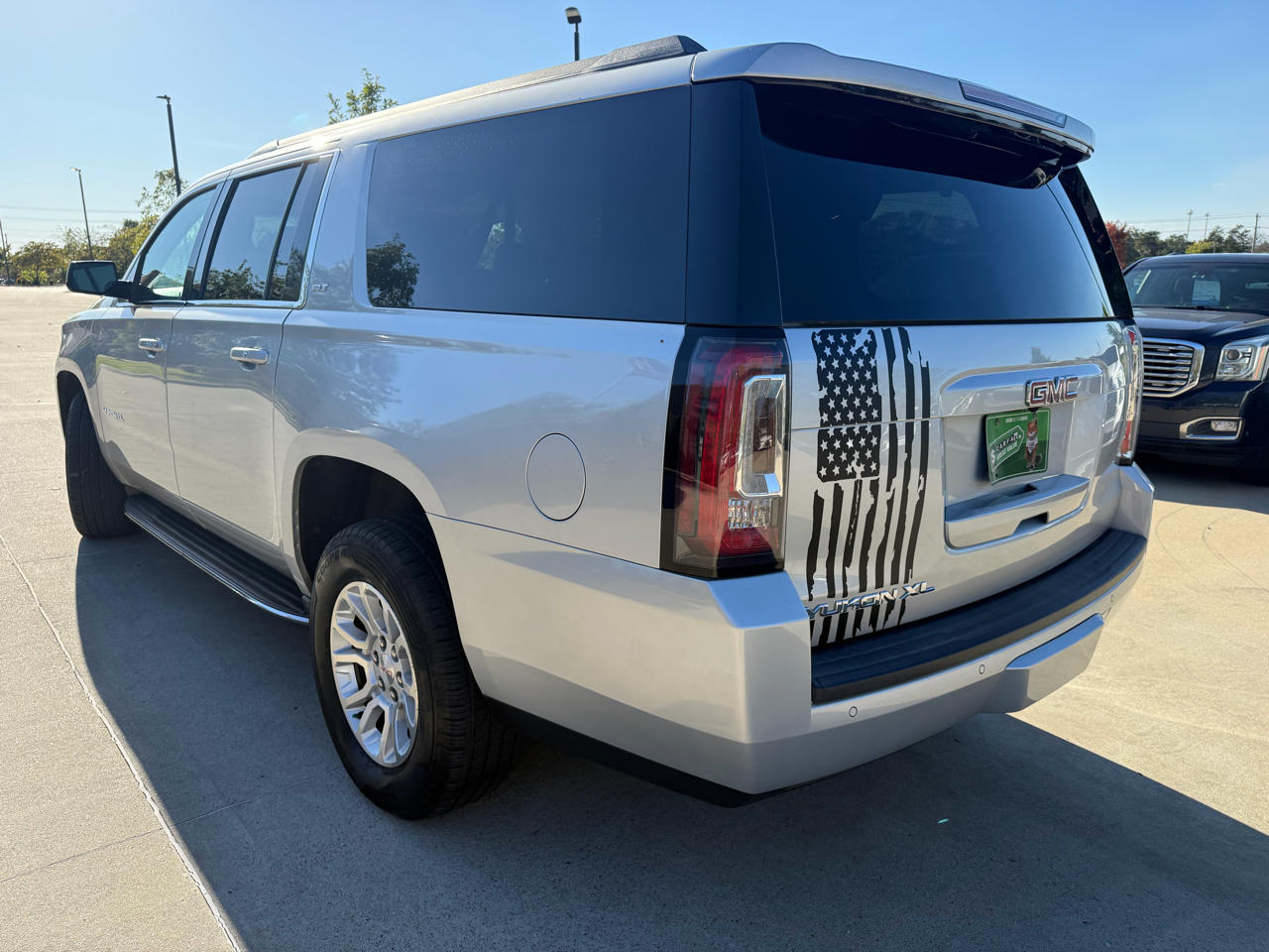 GMC Yukon XL 4WD 4dr SLT 2017 GMC Yukon XL 4WD 4dr SLT 2017