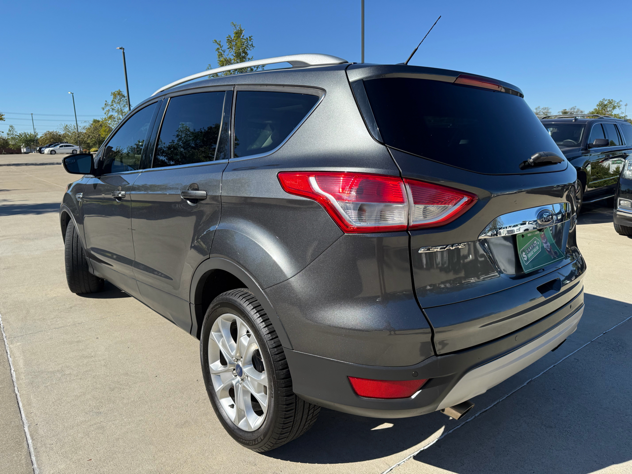 Ford Escape 4WD 4dr Titanium 2016 Ford Escape 4WD 4dr Titanium 2016