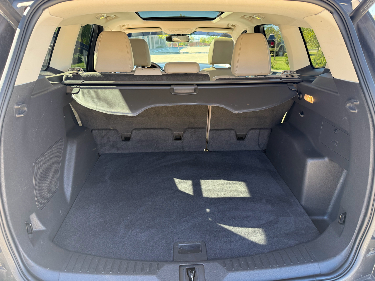 Ford Escape 4WD 4dr Titanium 2016 Ford Escape 4WD 4dr Titanium 2016