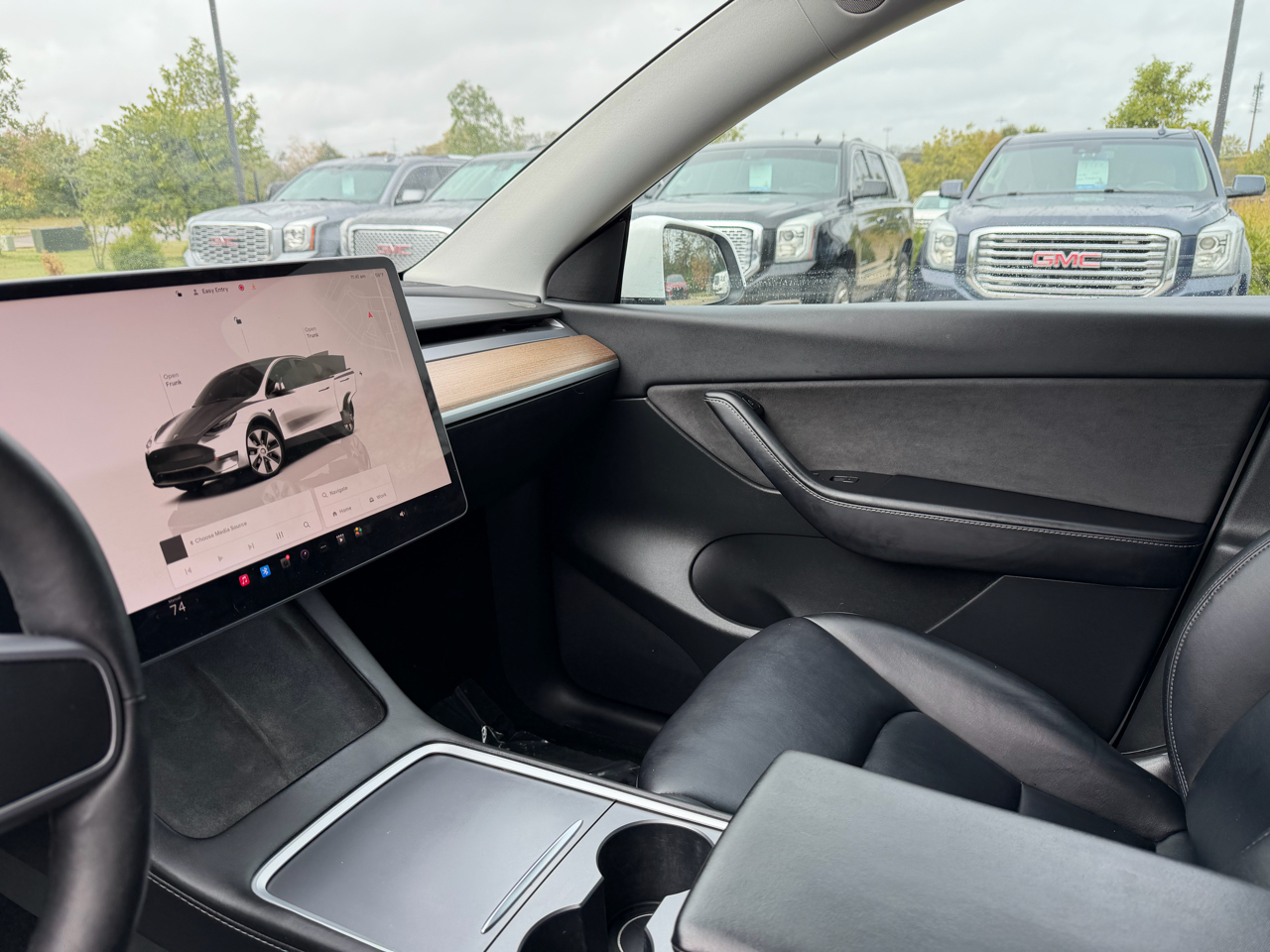 Tesla Model Y Long Range AWD 2022 Tesla Model Y Long Range AWD 2022