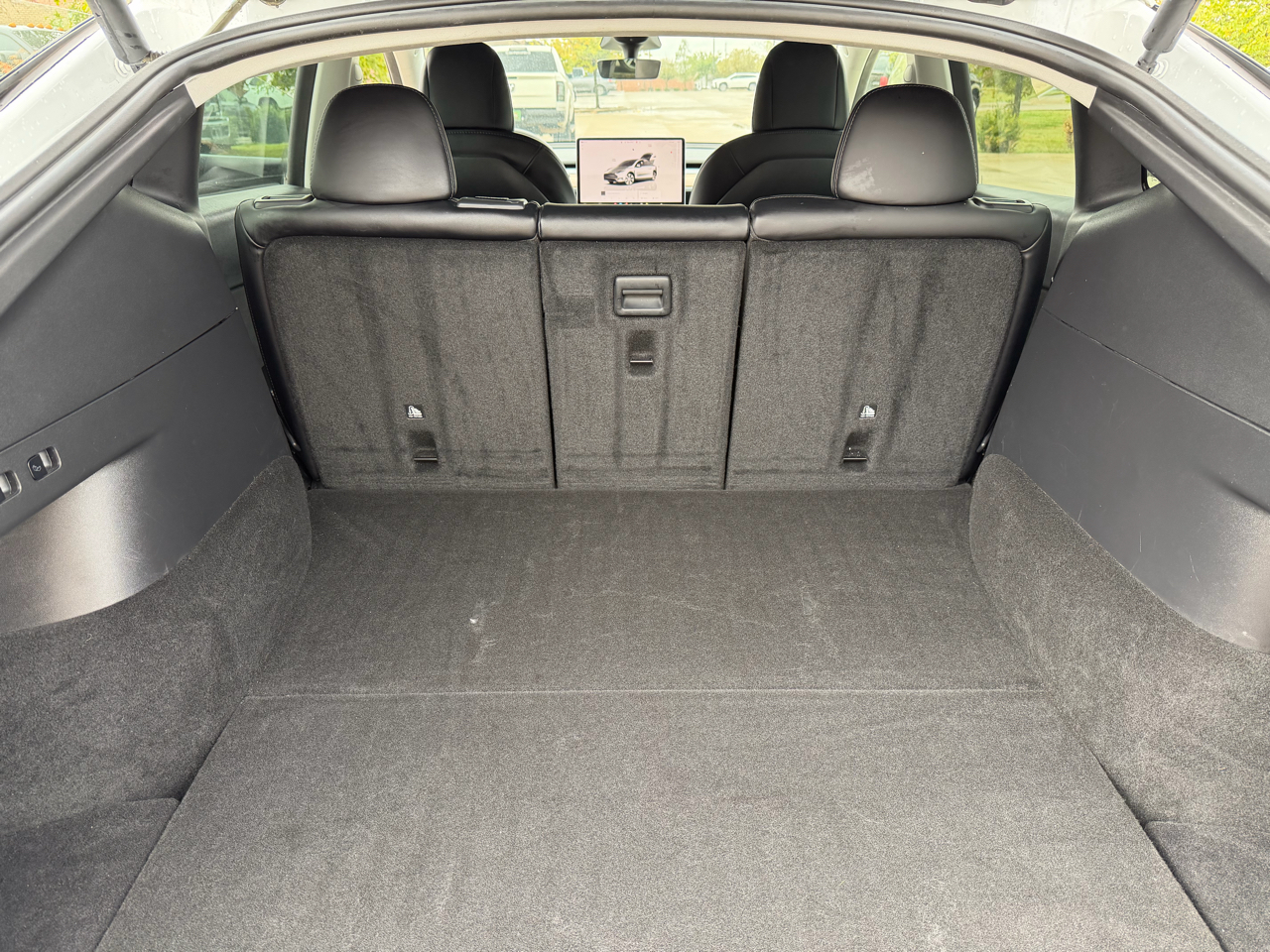 Tesla Model Y Long Range AWD 2022 Tesla Model Y Long Range AWD 2022