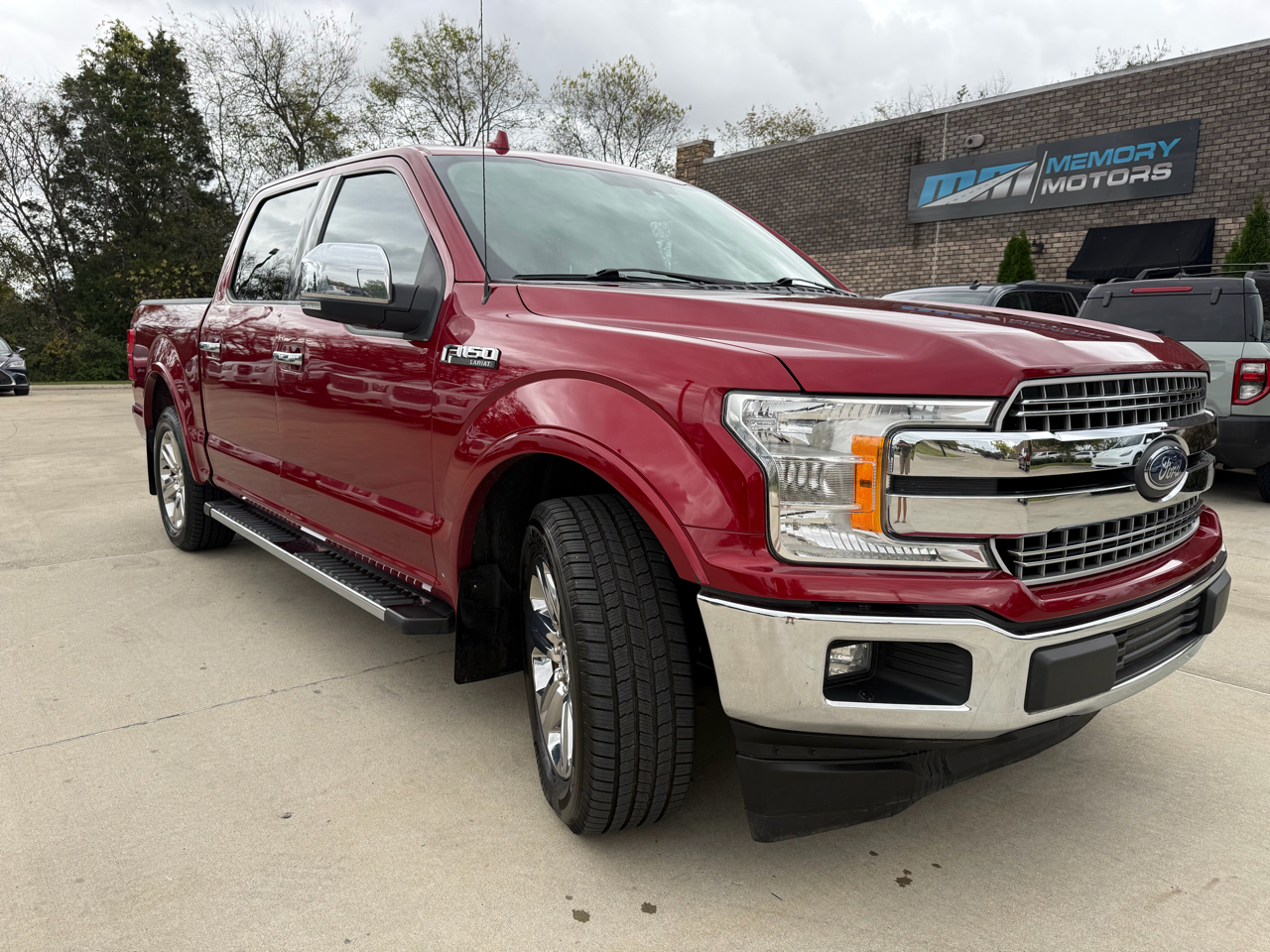 Ford F-150 Lariat 2WD SuperCrew 5.5' Box 2018 Ford F-150 Lariat 2WD SuperCrew 5.5' Box 2018