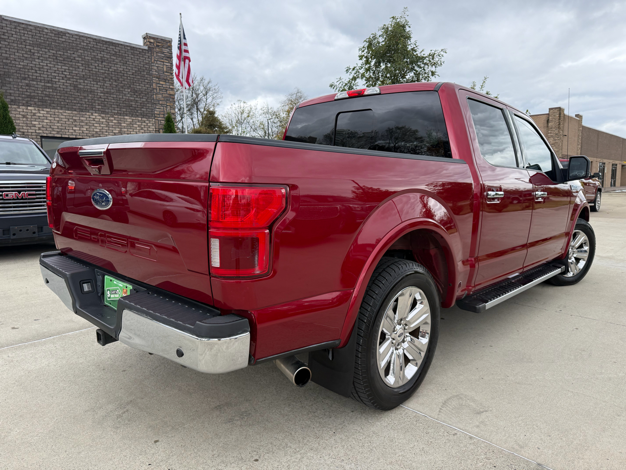Ford F-150 Lariat 2WD SuperCrew 5.5' Box 2018 Ford F-150 Lariat 2WD SuperCrew 5.5' Box 2018