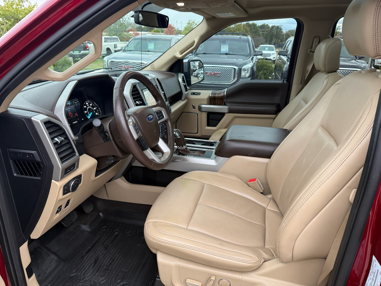 Ford F-150 Lariat 2WD SuperCrew 5.5' Box 2018 Ford F-150 Lariat 2WD SuperCrew 5.5' Box 2018