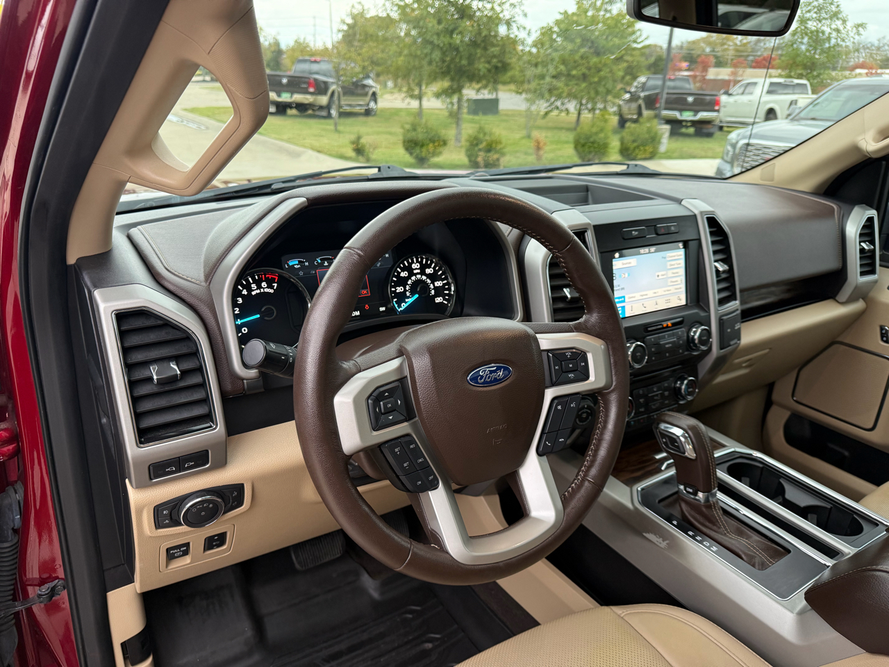 Ford F-150 Lariat 2WD SuperCrew 5.5' Box 2018 Ford F-150 Lariat 2WD SuperCrew 5.5' Box 2018