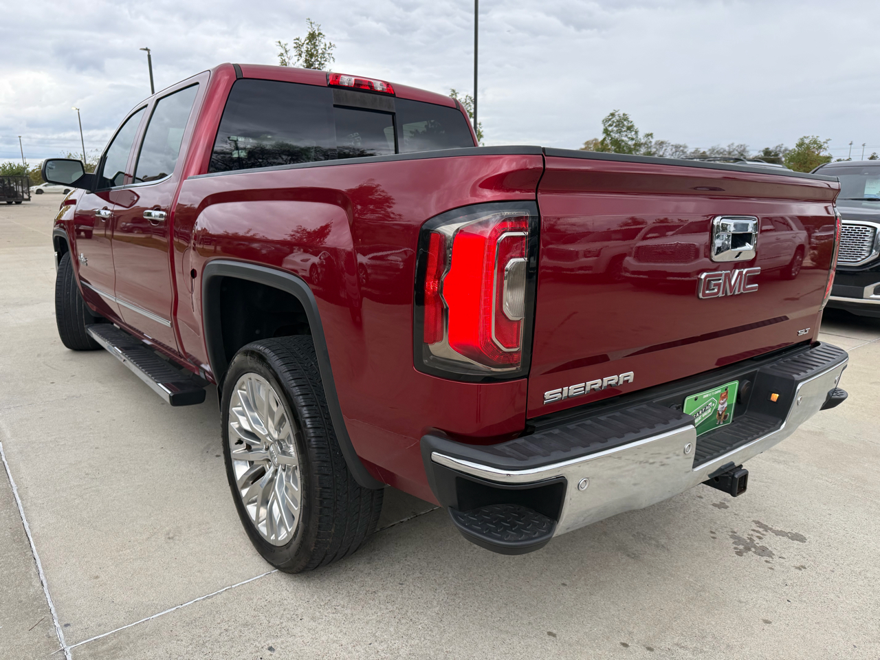 GMC Sierra 1500 2WD Crew Cab 143.5" SLT 2018 GMC Sierra 1500 2WD Crew Cab 143.5" SLT 2018
