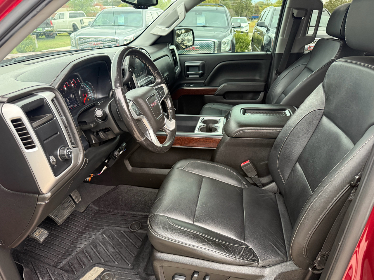 GMC Sierra 1500 2WD Crew Cab 143.5" SLT 2018 GMC Sierra 1500 2WD Crew Cab 143.5" SLT 2018