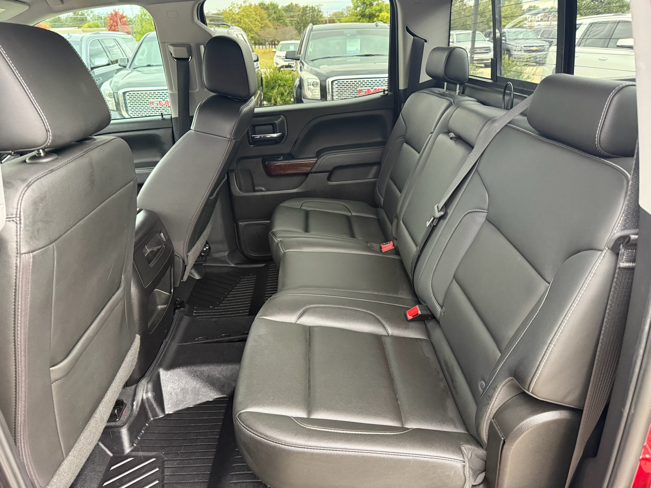 GMC Sierra 1500 2WD Crew Cab 143.5" SLT 2018 GMC Sierra 1500 2WD Crew Cab 143.5" SLT 2018