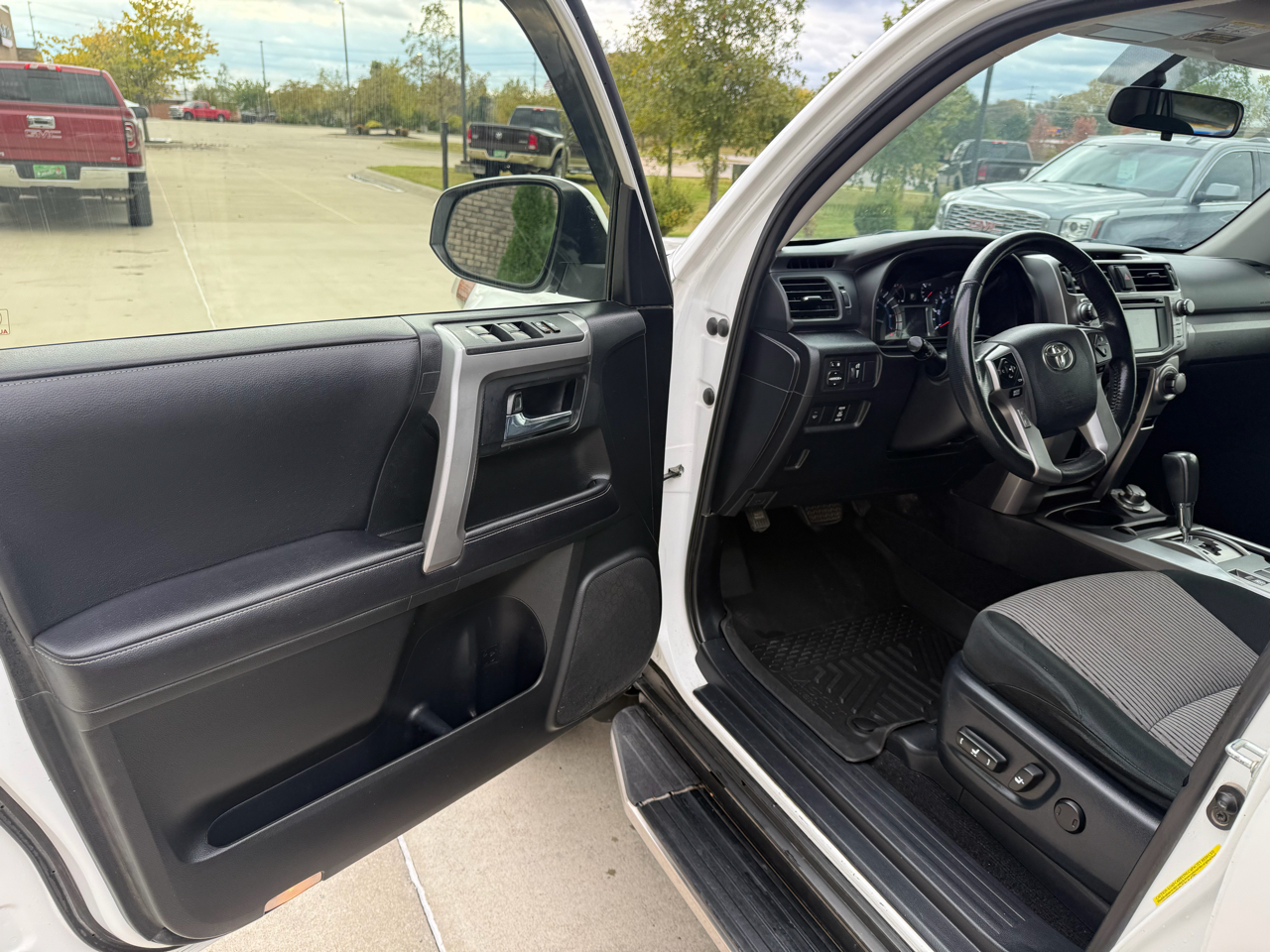 Toyota 4Runner SR5 Premium 4WD 2018 Toyota 4Runner SR5 Premium 4WD 2018