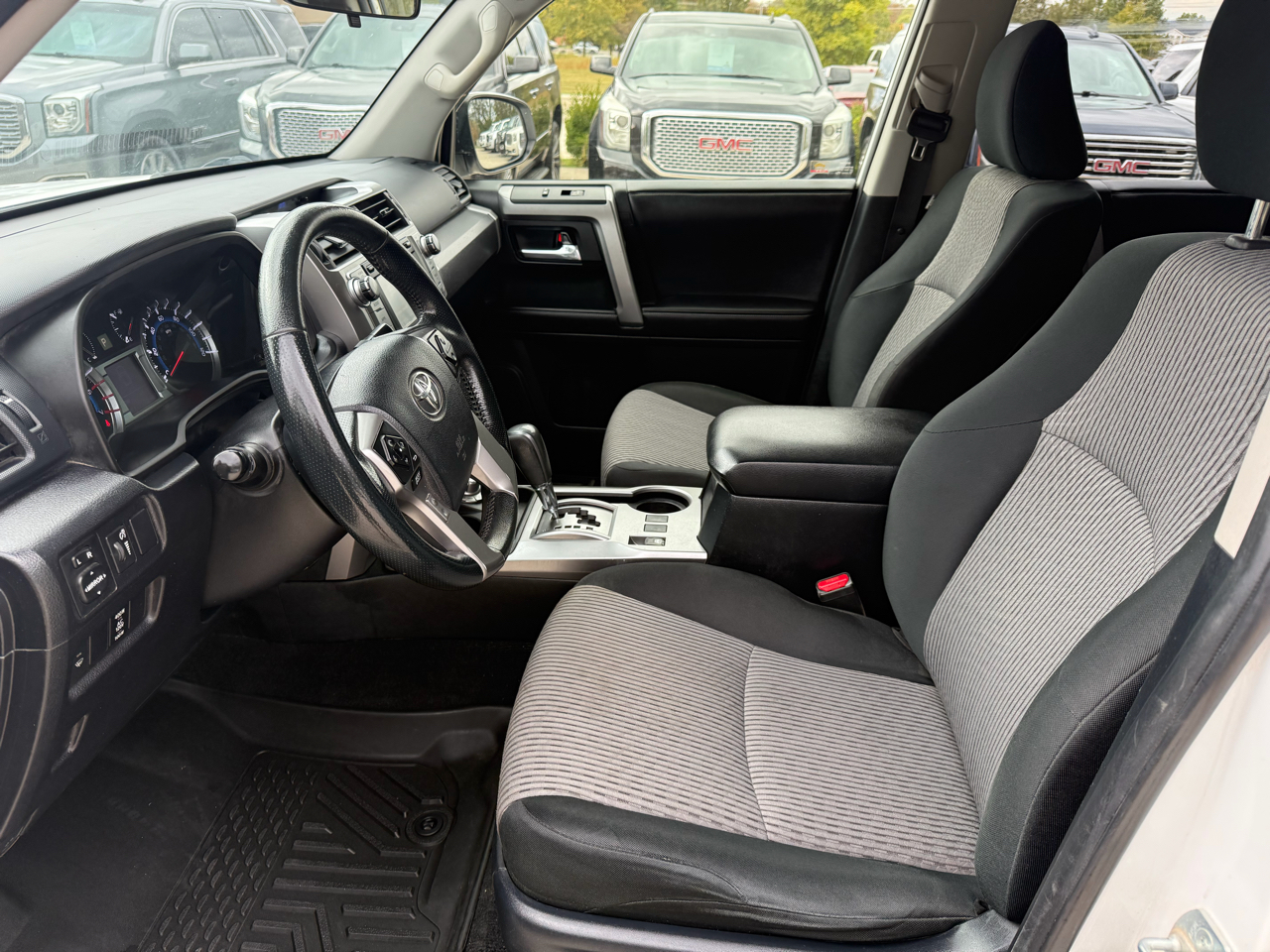 Toyota 4Runner SR5 Premium 4WD 2018 Toyota 4Runner SR5 Premium 4WD 2018