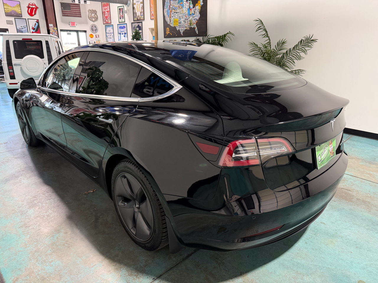 2020 Tesla Model 3 Long Range photo 4