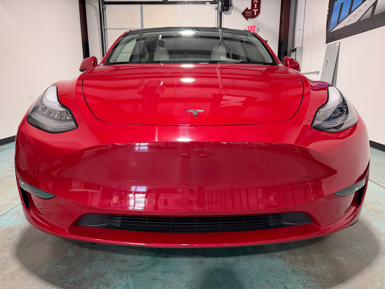 2020 Tesla Model Y Long Range photo 2