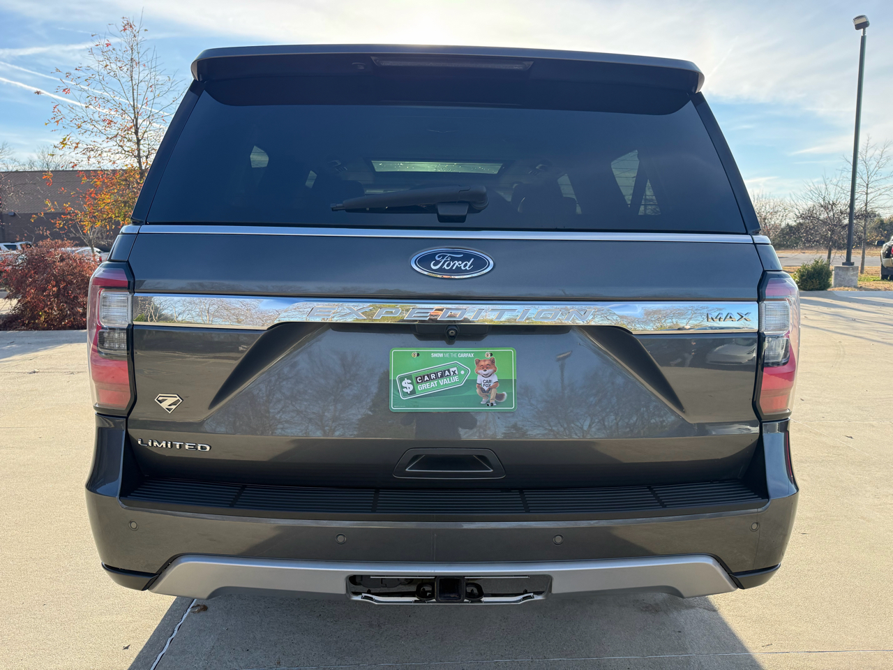 2019 Ford Expedition MAX Limited photo 2