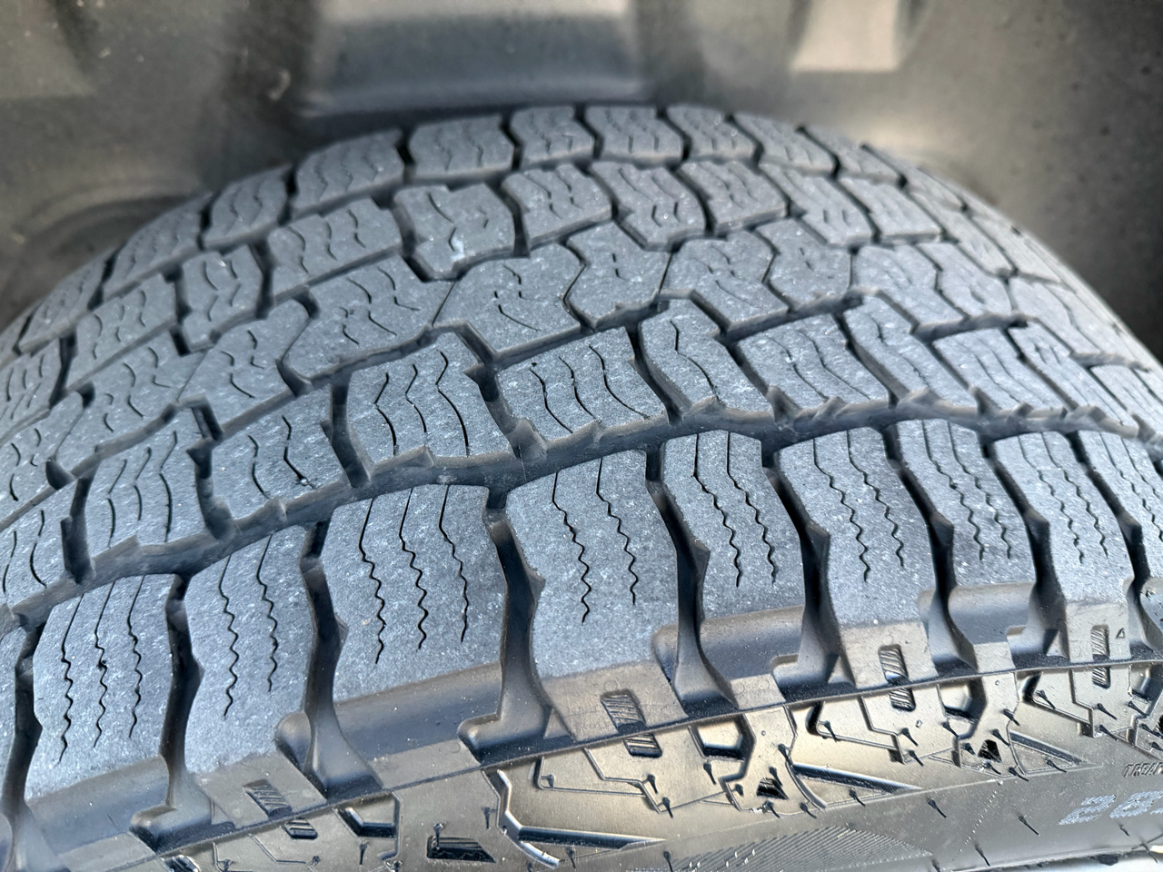 RAM 1500 Limited 4x4 Crew Cab 5'7" Box 2023