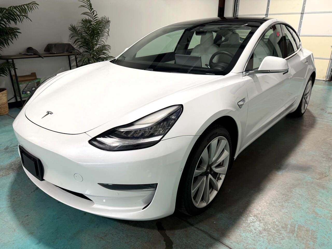 Tesla Model 3 Standard Range Plus RWD 2020
