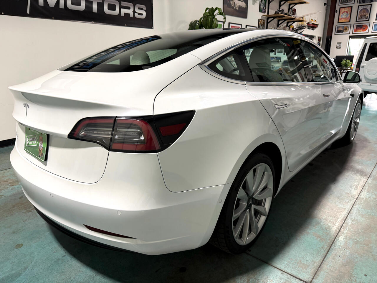 Tesla Model 3 Standard Range Plus RWD 2020