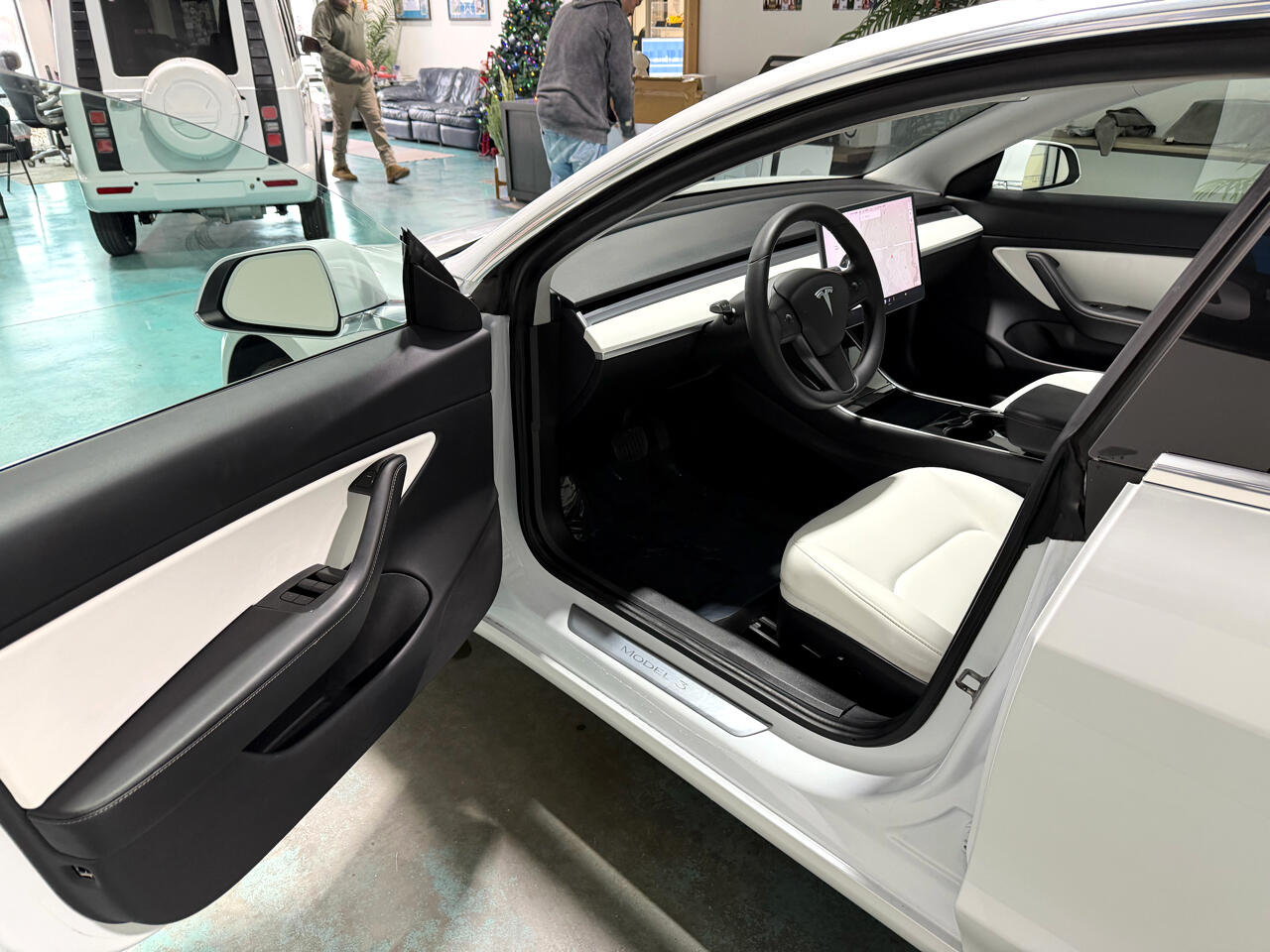 Tesla Model 3 Standard Range Plus RWD 2020