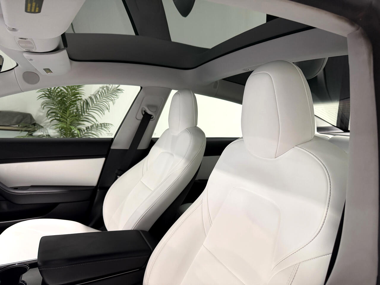 Tesla Model 3 Standard Range Plus RWD 2020