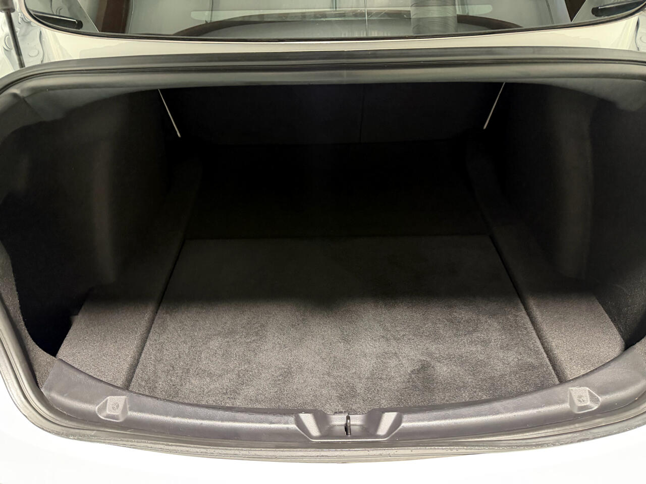 Tesla Model 3 Standard Range Plus RWD 2020