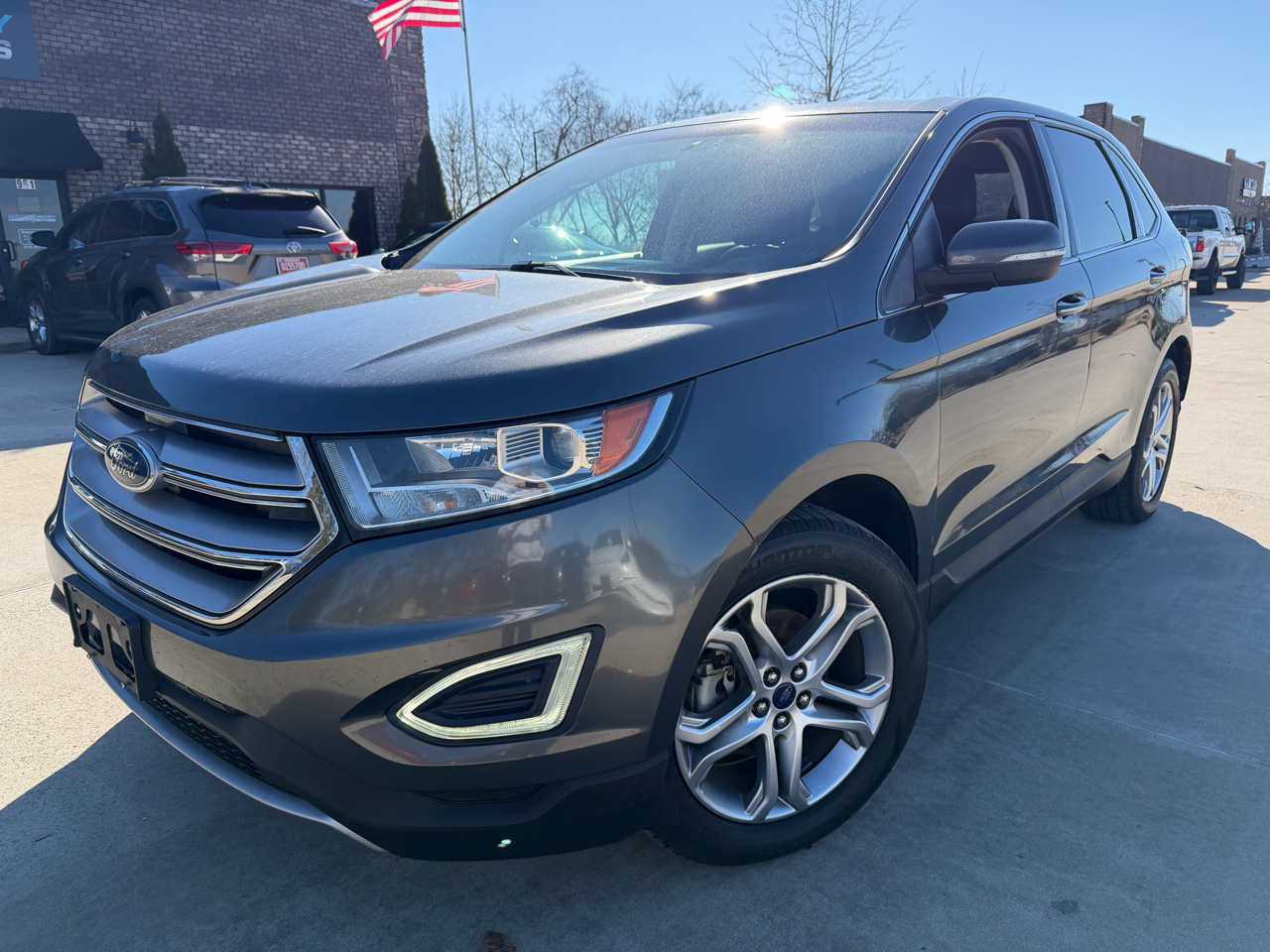 Ford Edge 4dr Titanium FWD 2015