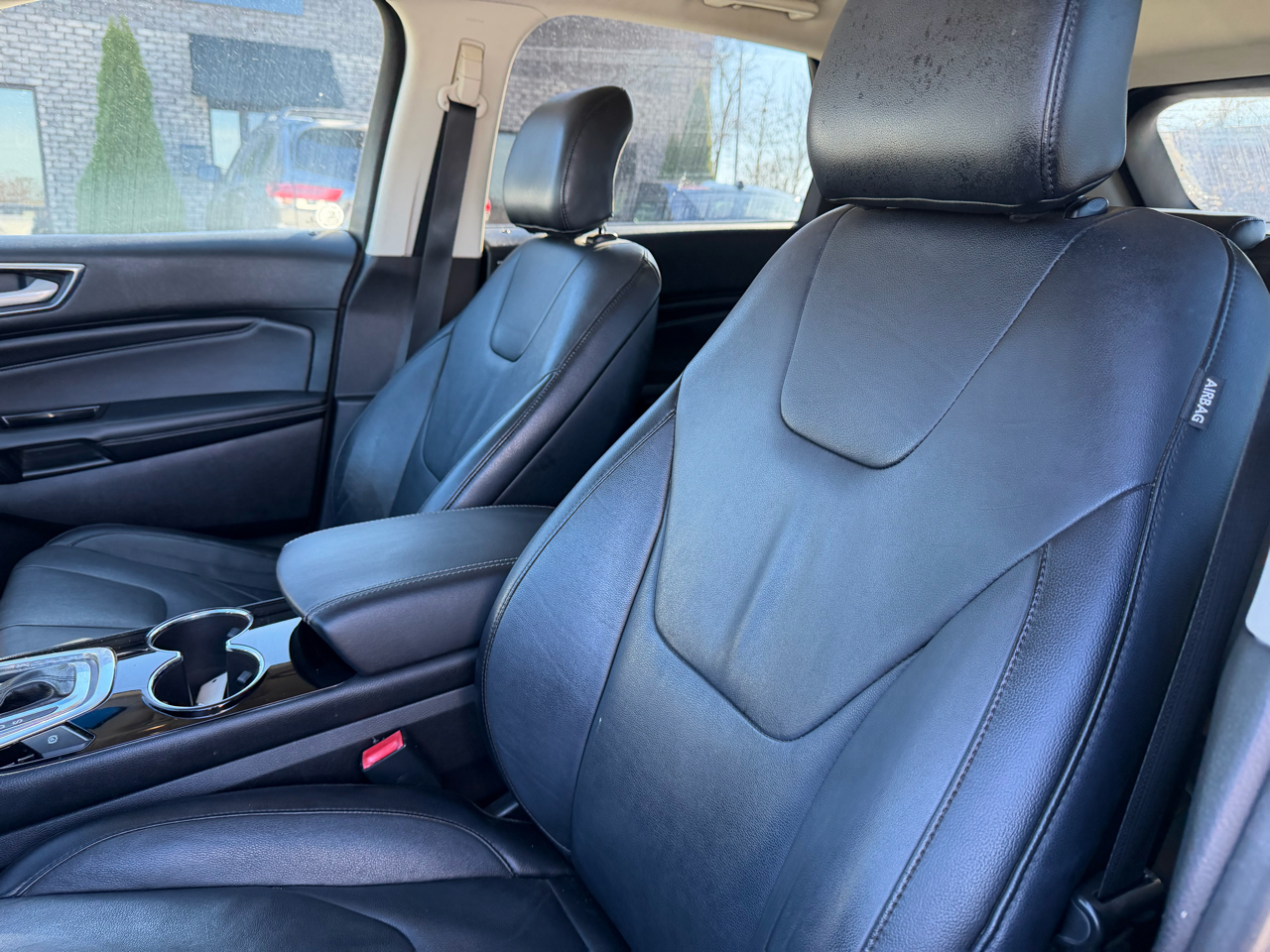 Ford Edge 4dr Titanium FWD 2015