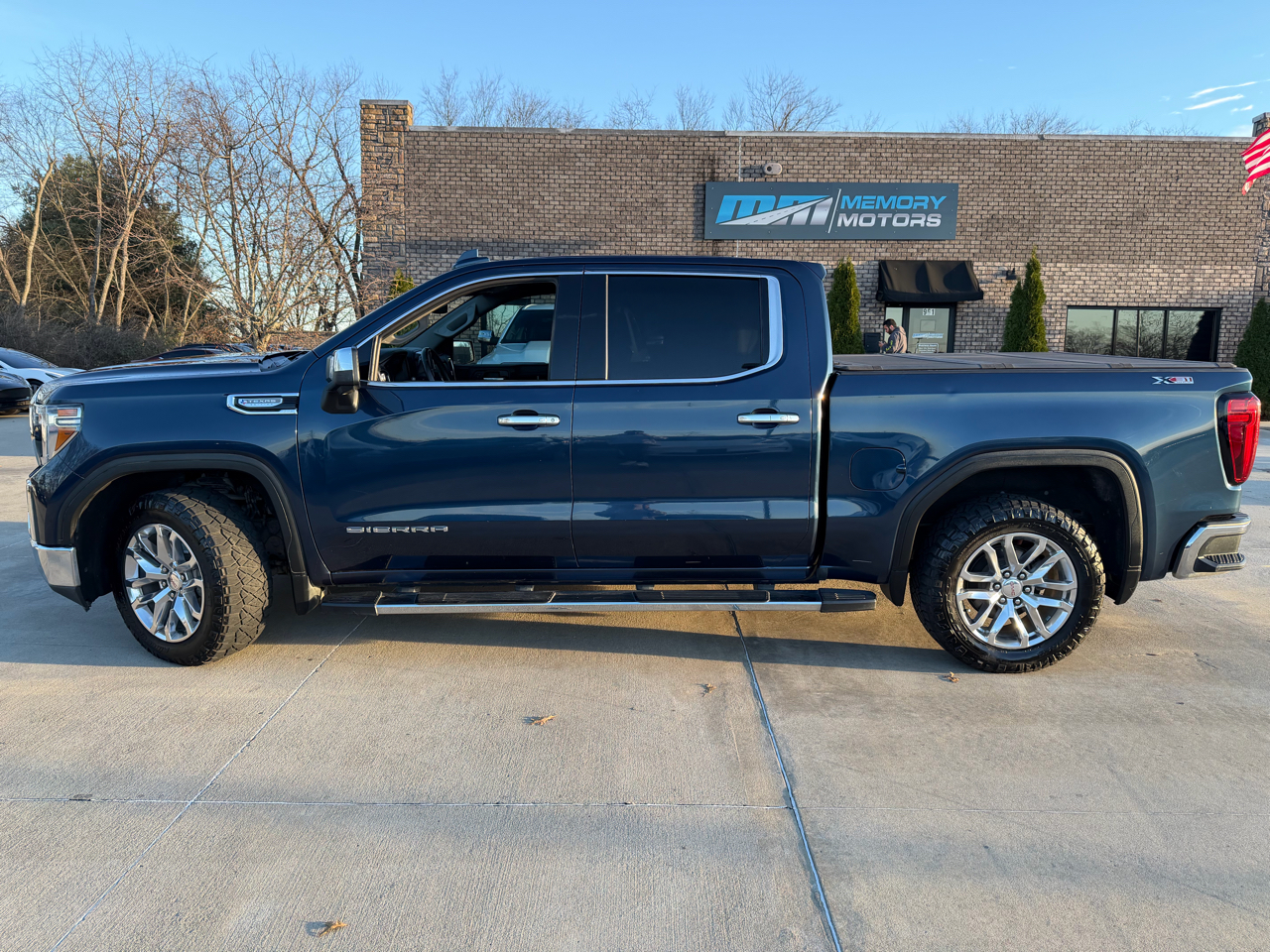 GMC Sierra 1500 4WD Crew Cab 147" SLT 2020