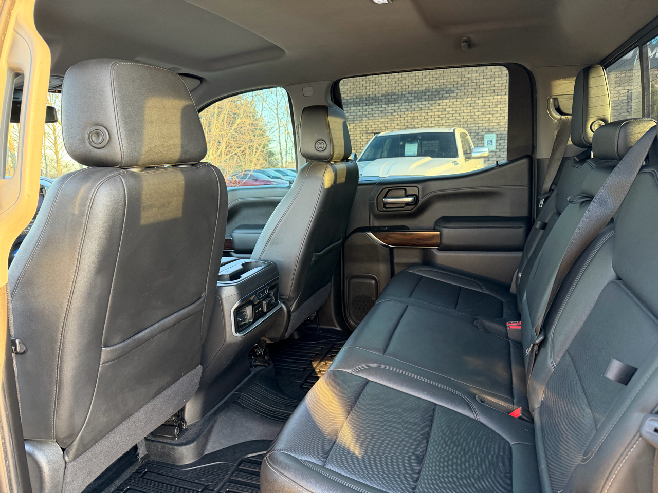 GMC Sierra 1500 4WD Crew Cab 147" SLT 2020