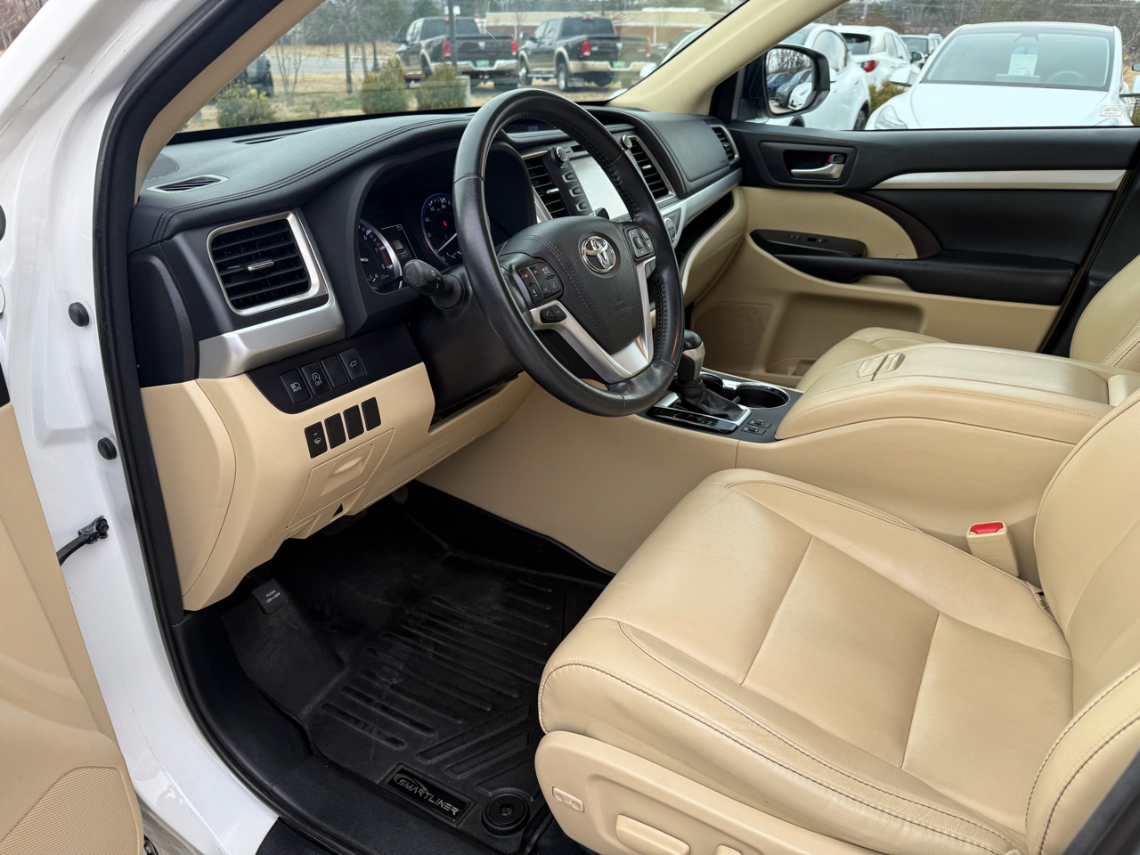 Toyota Highlander XLE V6 AWD (Natl) 2018