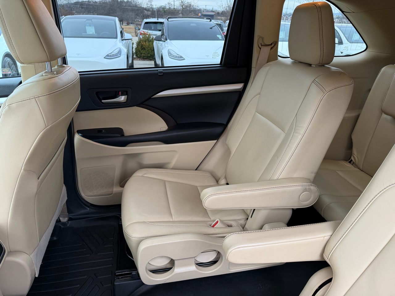 Toyota Highlander XLE V6 AWD (Natl) 2018