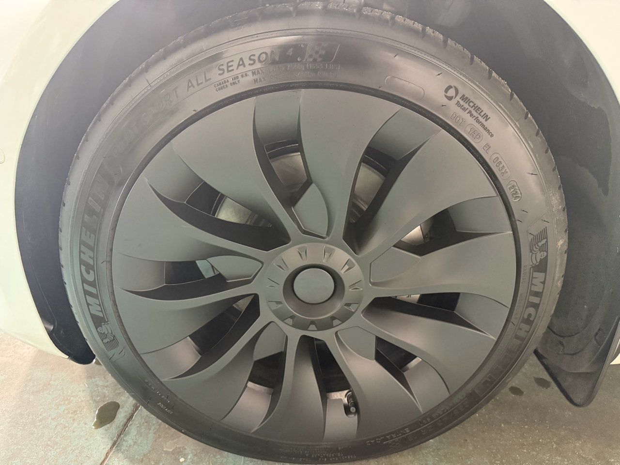 Tesla Model 3 Long Range AWD 2020