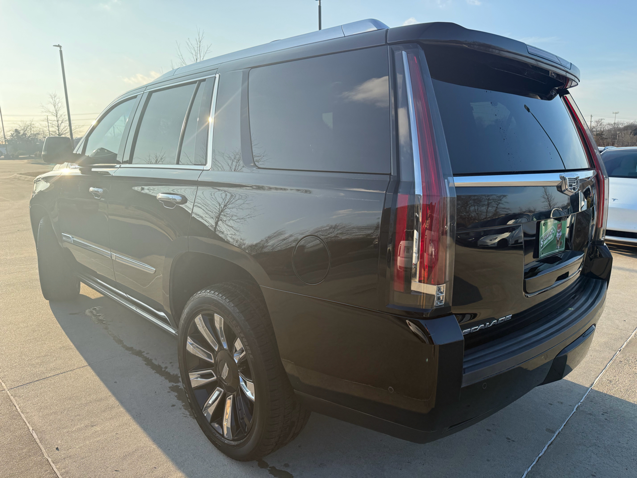 Cadillac Escalade 2WD 4dr Premium Luxury 2017