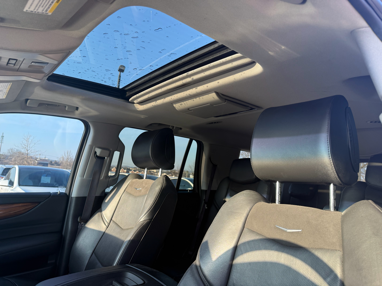 Cadillac Escalade 2WD 4dr Premium Luxury 2017