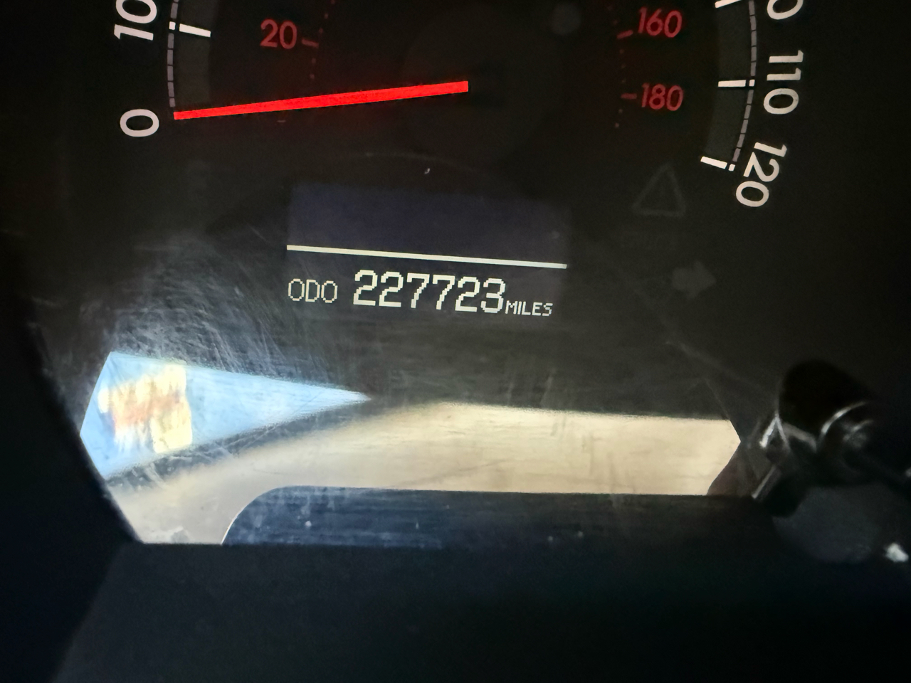 Toyota Tundra 4WD Truck CrewMax 5.7L FFV V8 6-Spd AT LTD (Natl) 2011