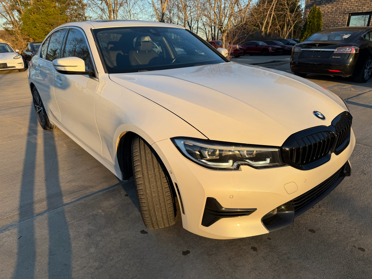 BMW 3 Series 330i Sedan 2019