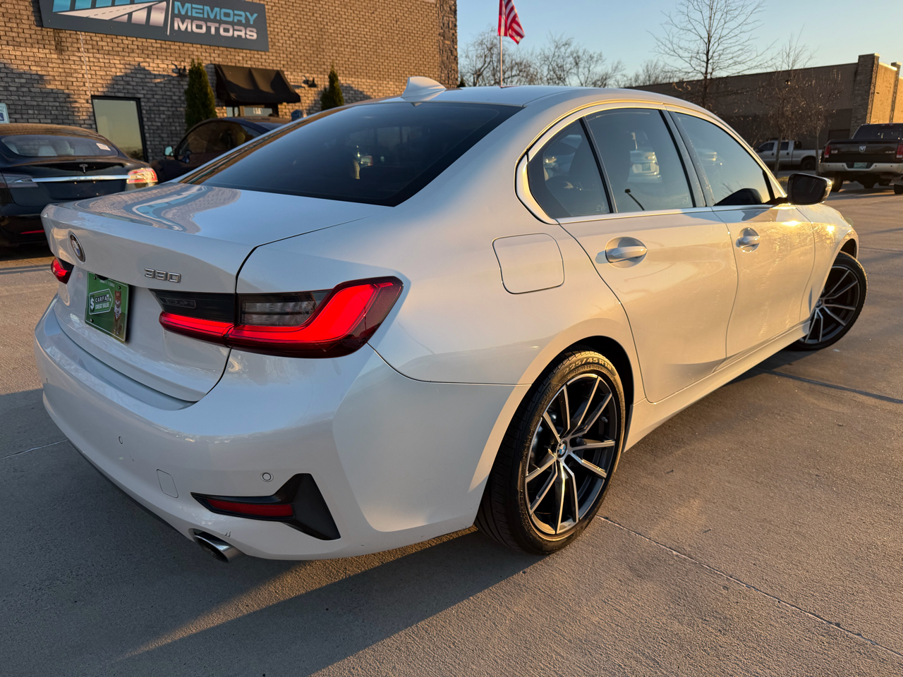 BMW 3 Series 330i Sedan 2019
