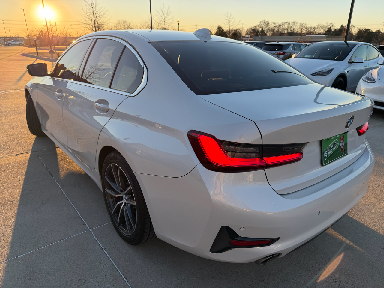 BMW 3 Series 330i Sedan 2019