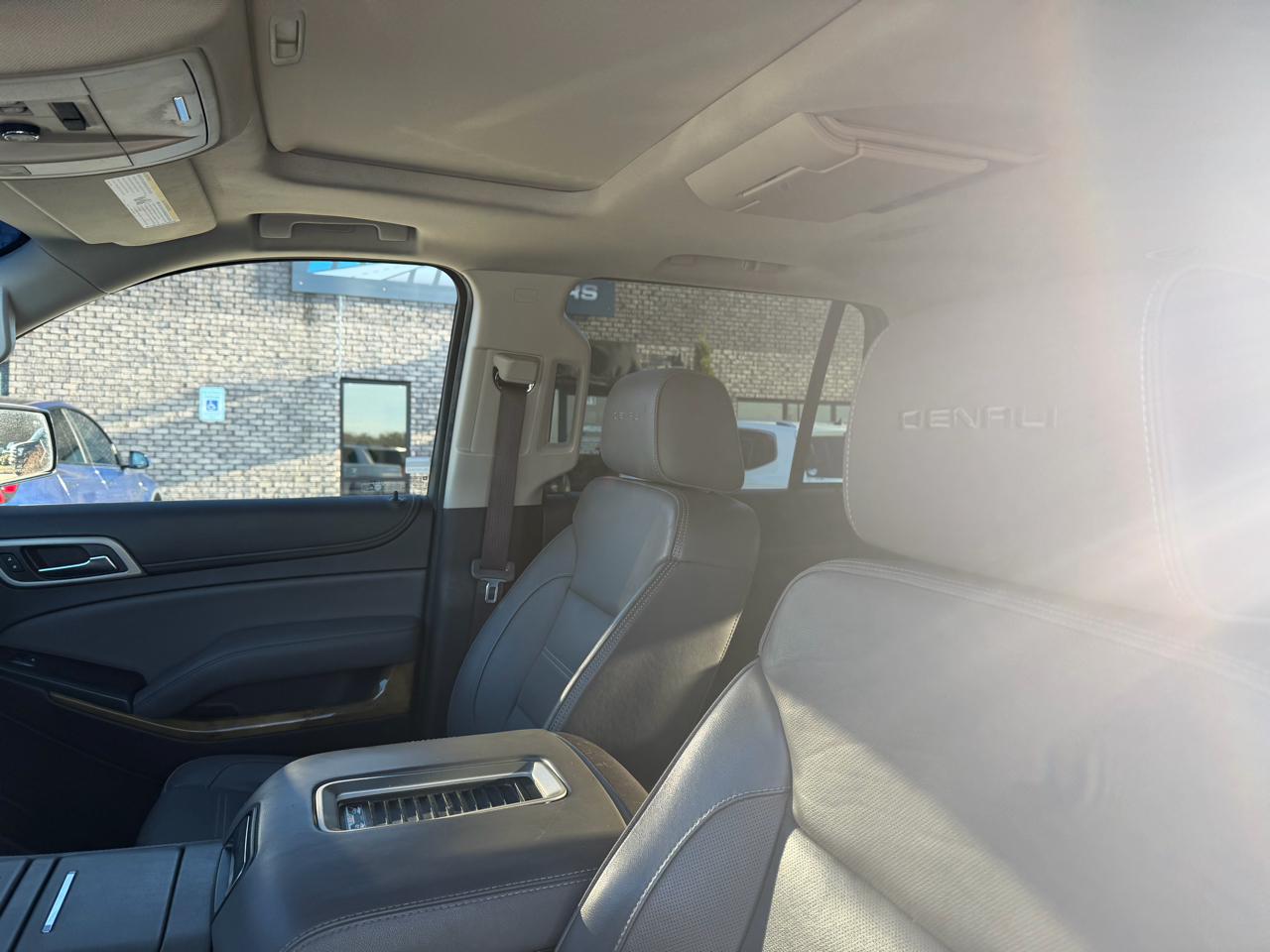 GMC Yukon 2WD 4dr Denali 2017