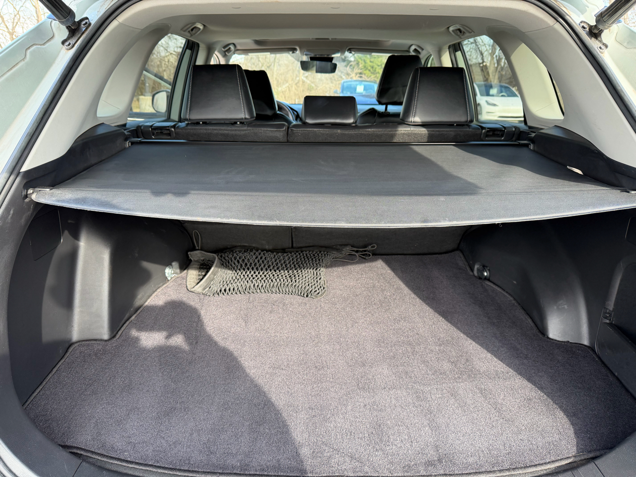 Toyota RAV4 XLE Premium FWD (Natl) 2022