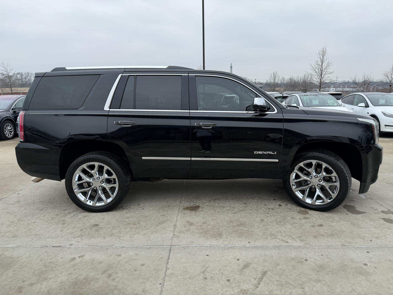 GMC Yukon 2WD 4dr Denali 2019