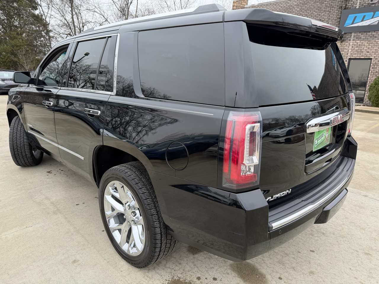GMC Yukon 2WD 4dr Denali 2019