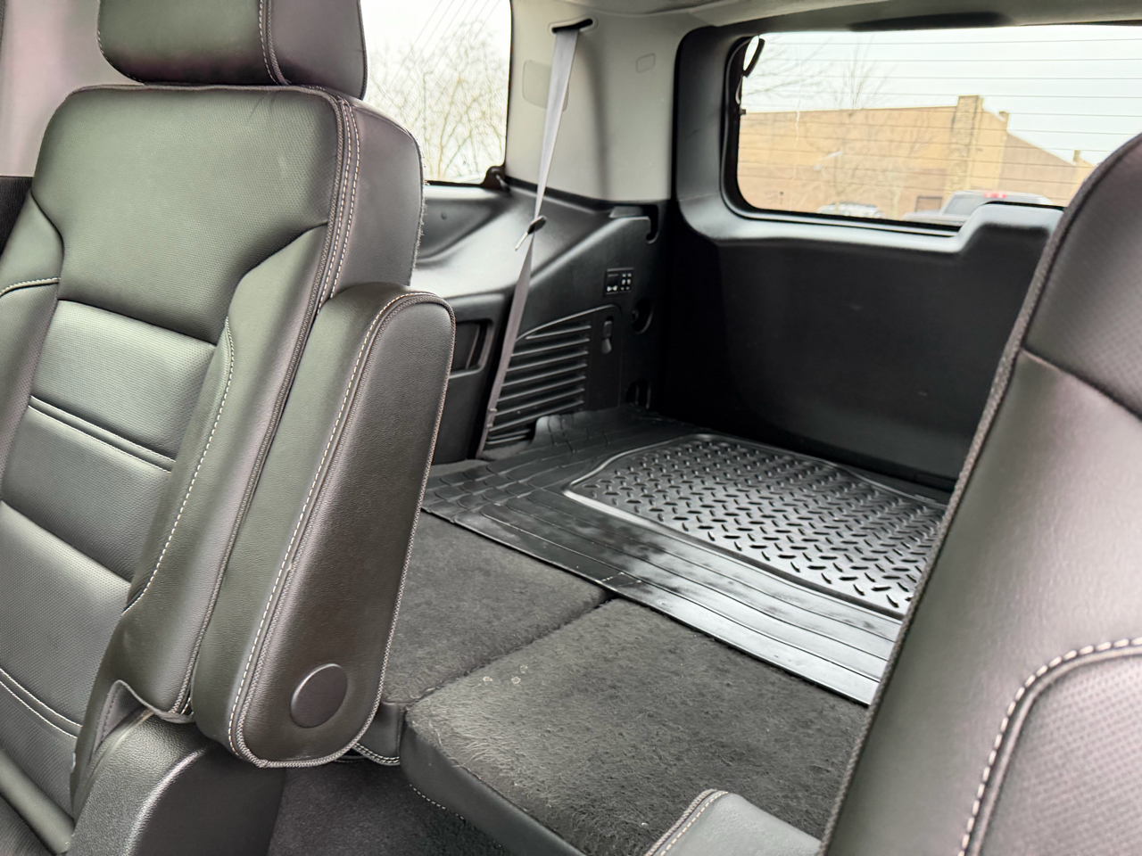 GMC Yukon 2WD 4dr Denali 2019