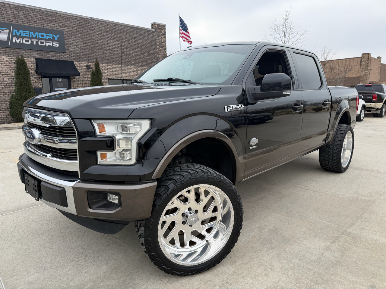 2016 Ford F-150 2WD SuperCrew 157" King Ranch