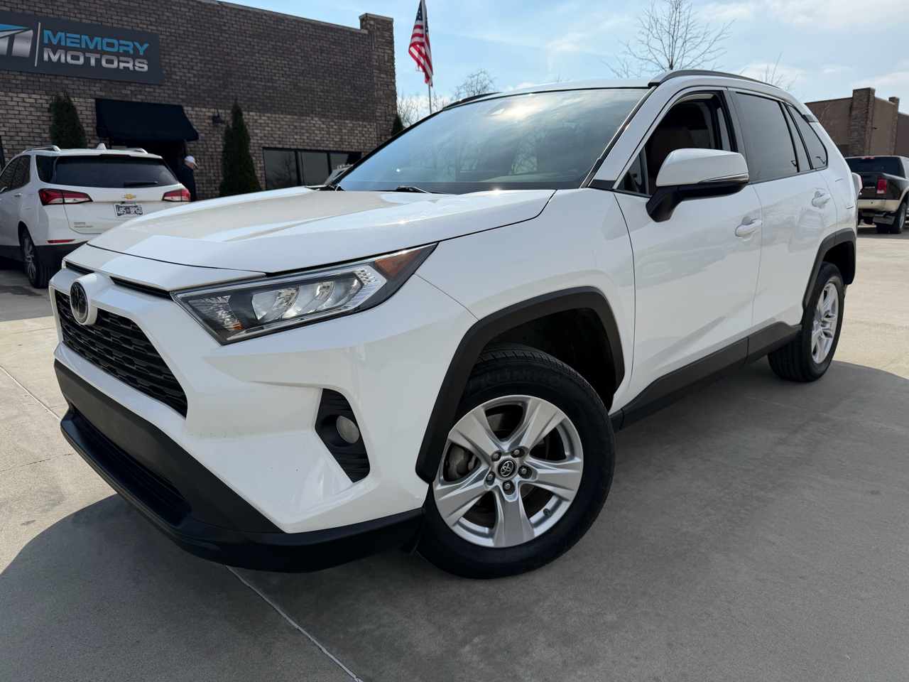2019 Toyota RAV4 XLE FWD (Natl)