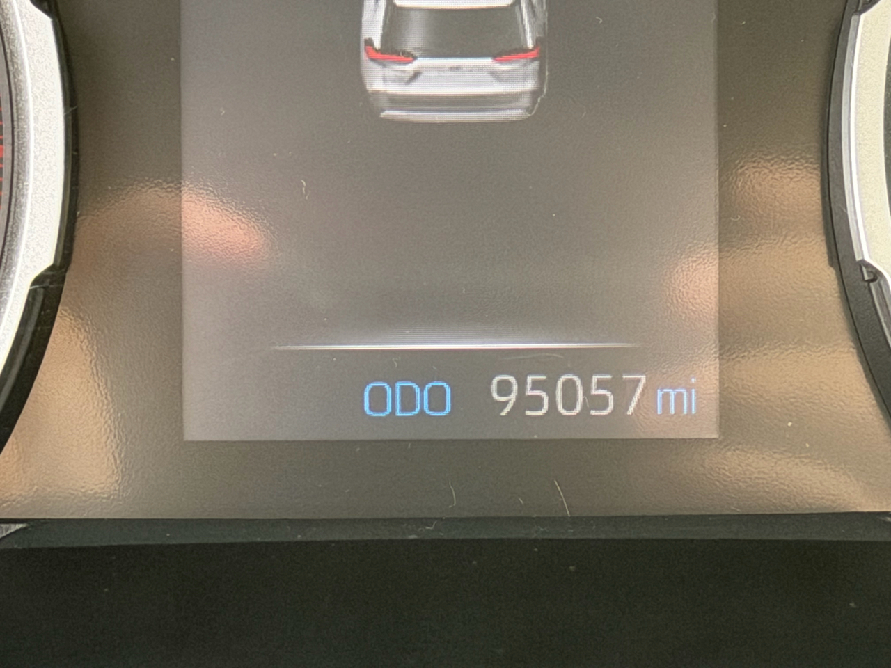 Toyota RAV4 XLE FWD (Natl) 2019